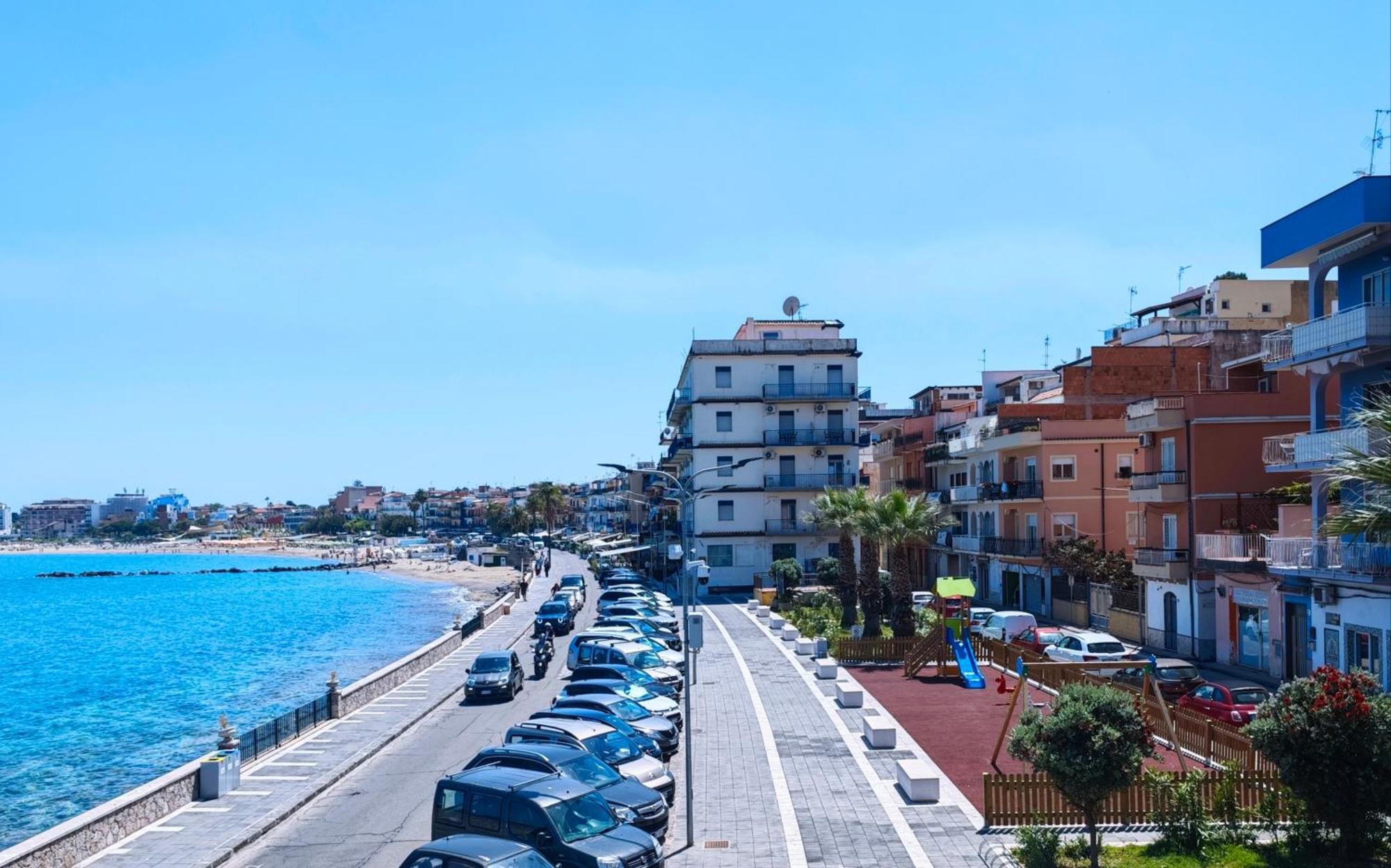Super Panorama & Astonishing Apartment Seaview Джардини-Наксос Экстерьер фото